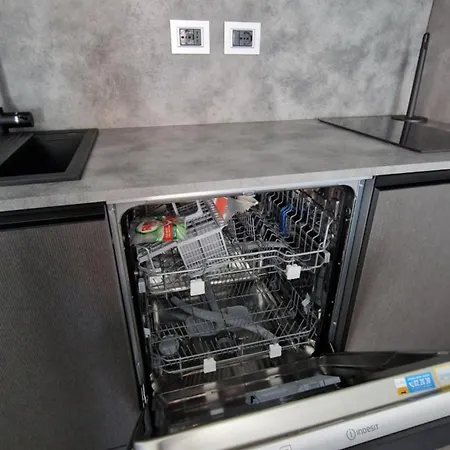 アパート My In *